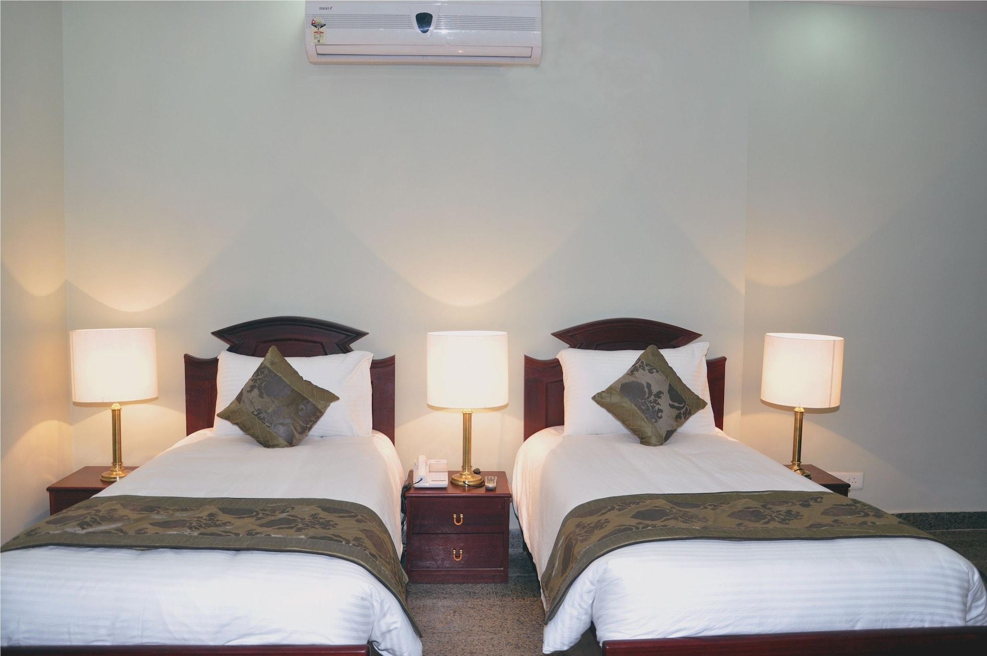 Oyo 367 Hotel Forest Green New Delhi Luaran gambar