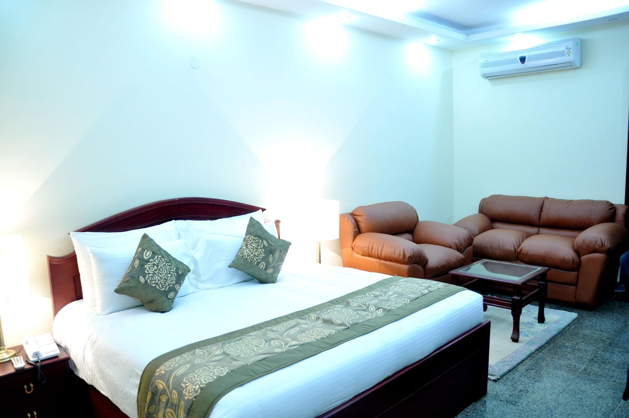 Oyo 367 Hotel Forest Green New Delhi Luaran gambar