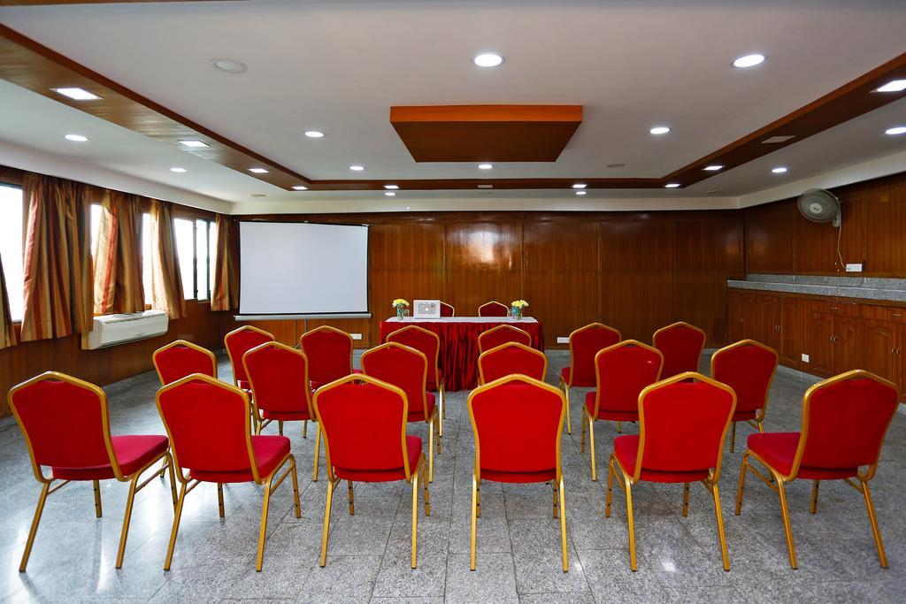 Oyo 367 Hotel Forest Green New Delhi Luaran gambar